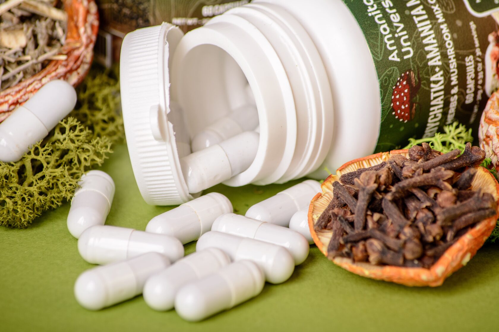 Triychatka antiparasitic with amanita in capsules of 0.5 g